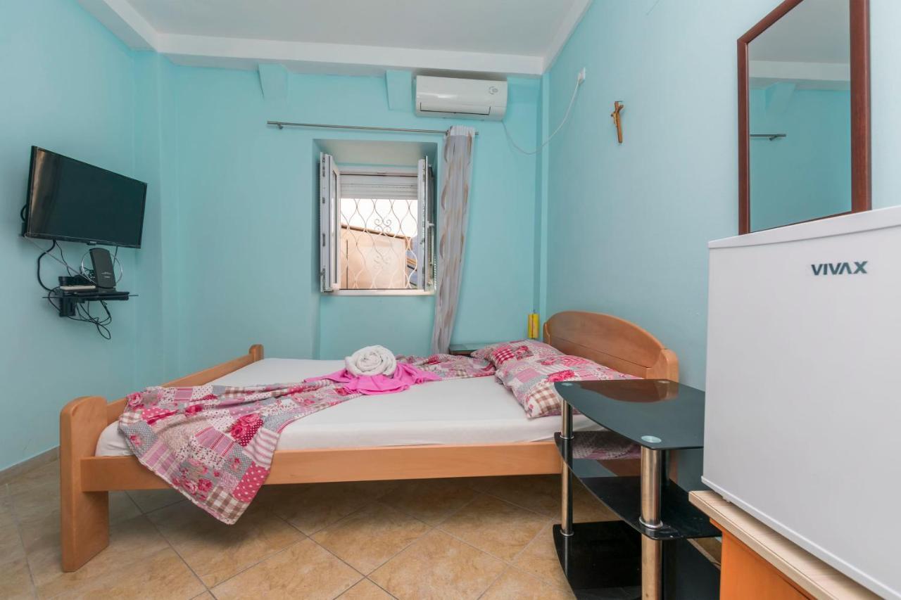 Apartments Mir I Dobro Kotor Extérieur photo