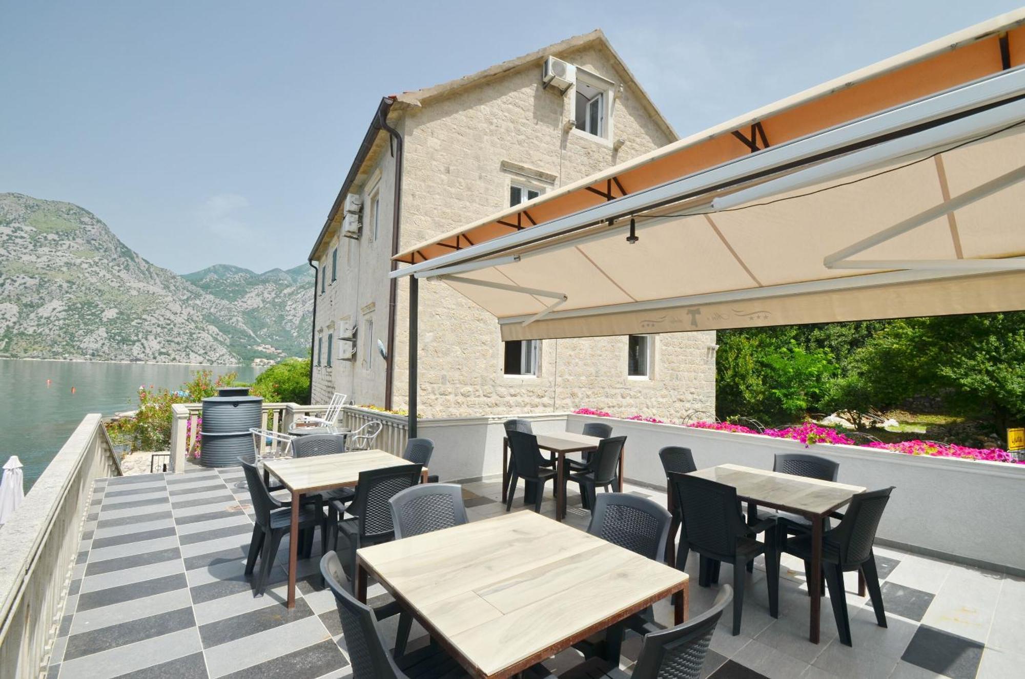 Apartments Mir I Dobro Kotor Extérieur photo