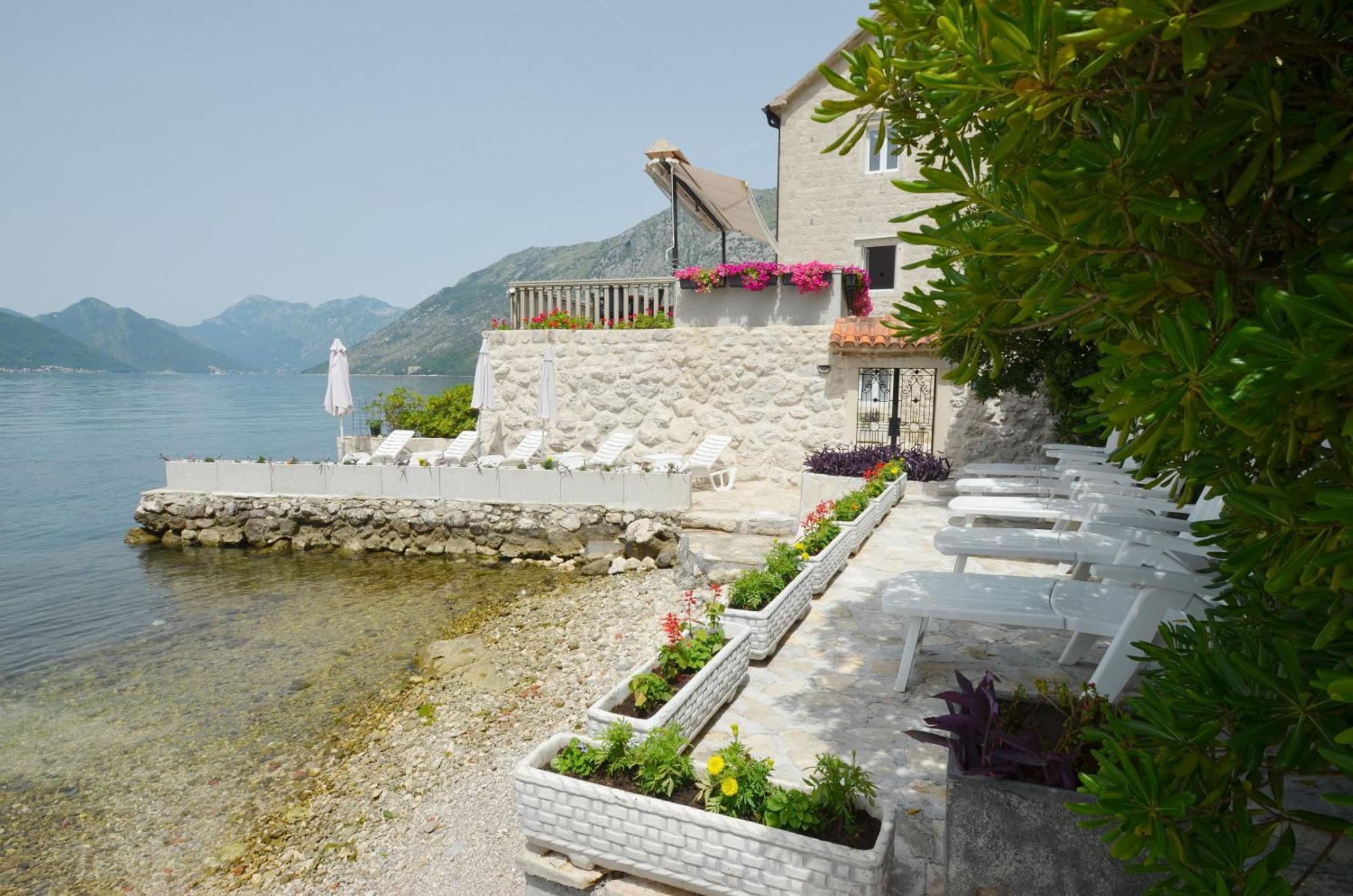 Apartments Mir I Dobro Kotor Extérieur photo