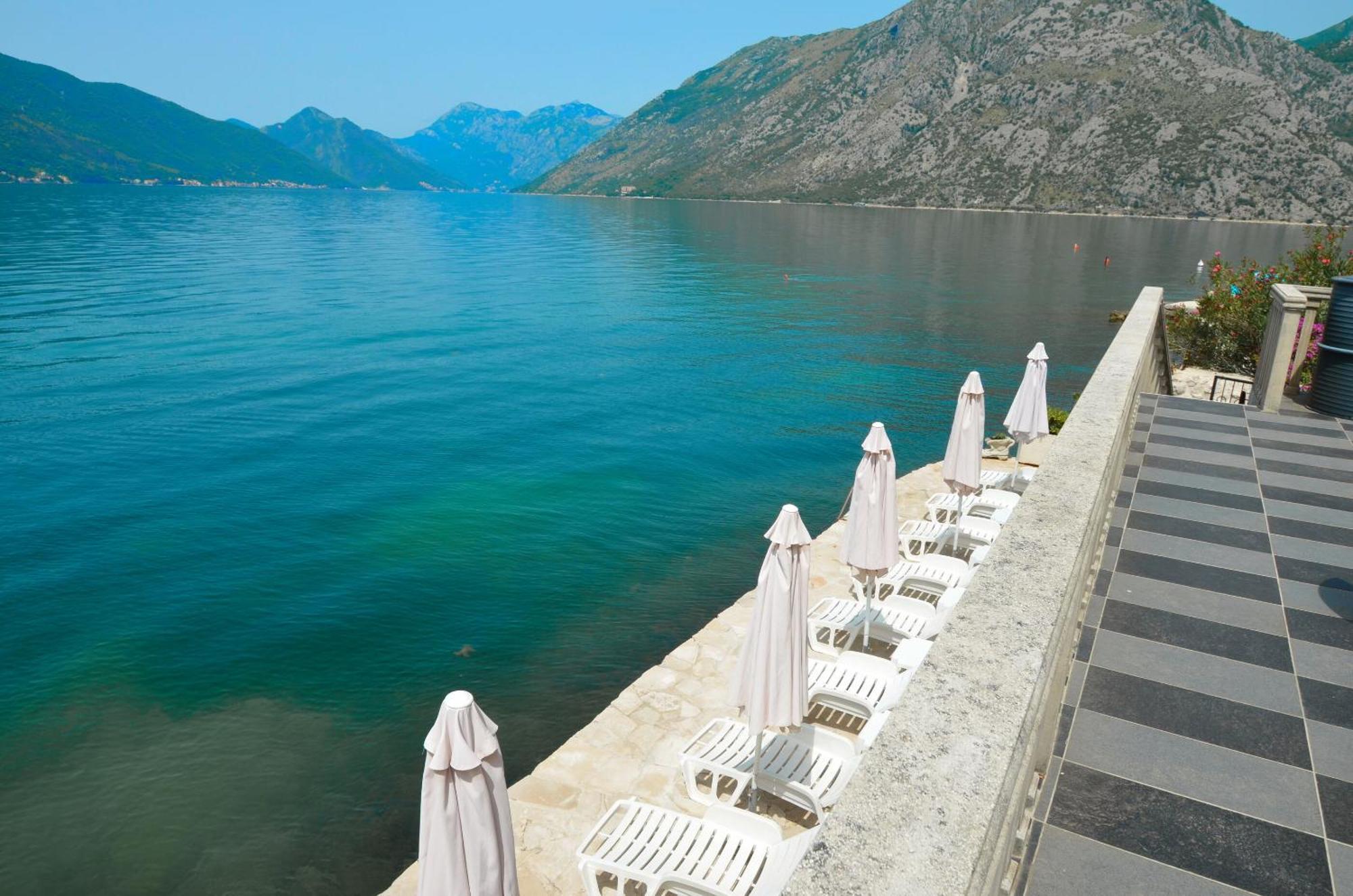 Apartments Mir I Dobro Kotor Extérieur photo